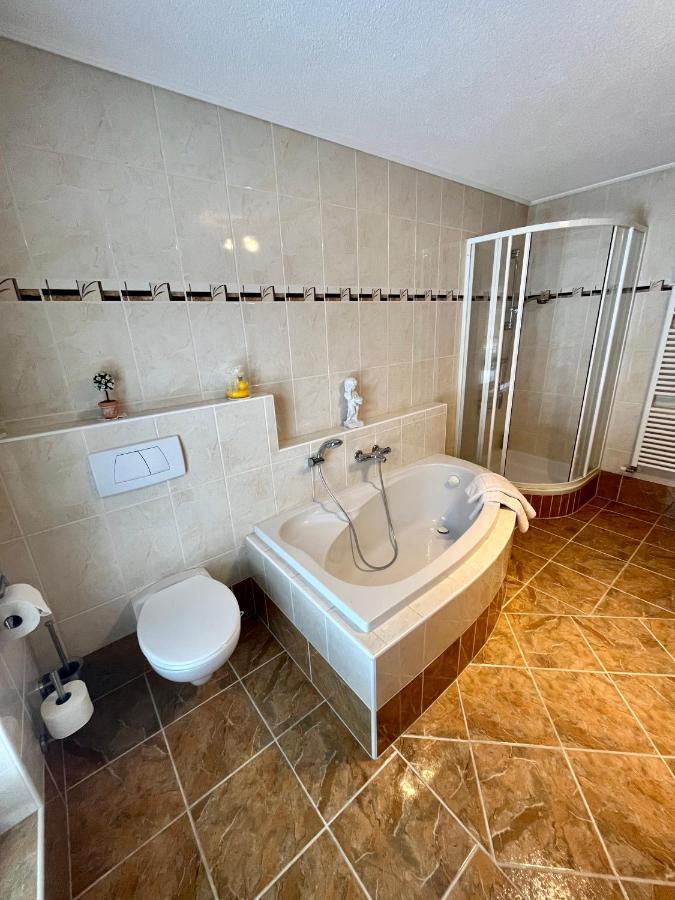 Landhaus Roland Umhausen Zewnętrze zdjęcie